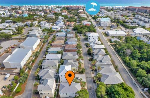 Emerald Waters Village Casa | Knee Deep by Newman-Dailey