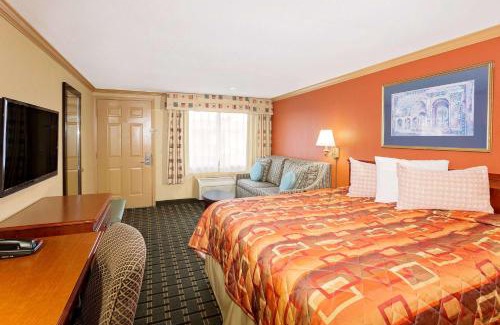 Port Charlotte - Charlotte Harbor Hotel | Knights Inn Port Charlotte