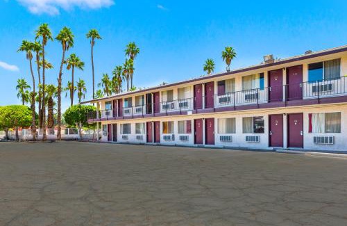 Yuma Hotel | Knights Inn Yuma