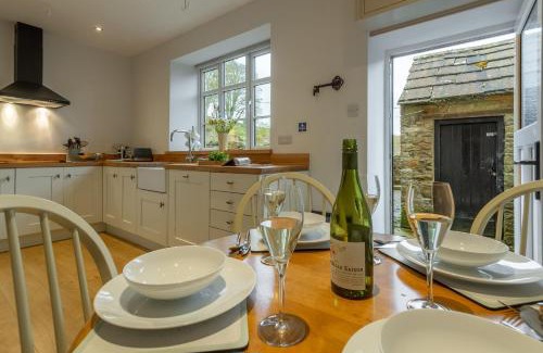 Leyburn Casa | Knights Rest