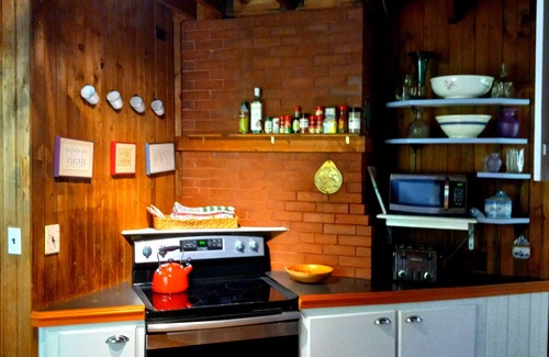 Peaks Island Cabaña | Fabuloso Turn of The Century Cottage