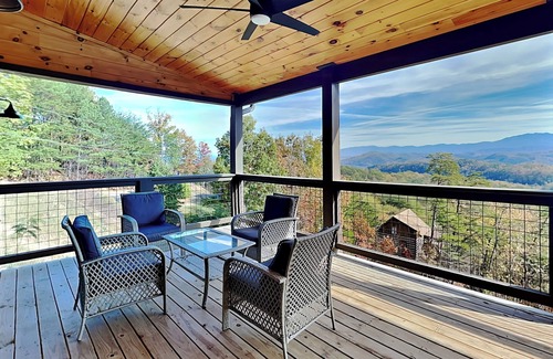 Gatlinburg - Pigeon Forge Cabina | 523heavengbncb - Knockin on Heaven's Door