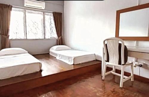 Taman Kota Laksamana Casa | Knocknock 70s Home, 5R5B Jonker Parking Netflix KTV Coway BBQ