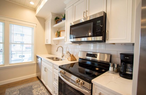 Celina Casa | Knot-A-Worry: 3 Bed/2 Bath Cottage w/ Game Room and Hot Tub!