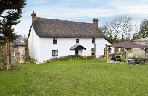 Bideford Cabaña | Knotty Corner Cottage