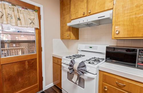 Big Bear City Casa | Knotty Hideaway - THE PERFECT BIG BEAR EXPERIENCE!