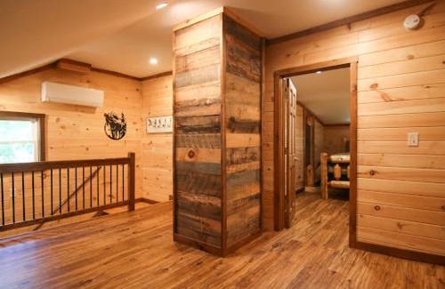 Windham Casa | Knotty Pine Cabin in the Pines