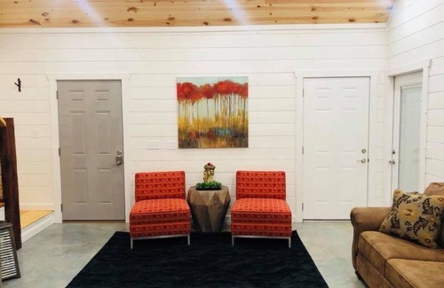 Mountain View Cabina | Knotty Squirrel Unit 3 Multibedroom Suite