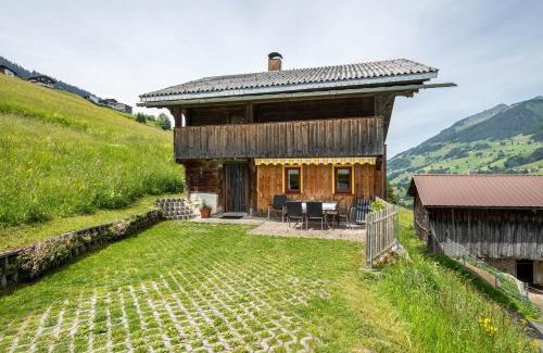 Raggal Casa | Knusperhäuschen Höfen-hüsle