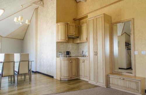 Sokilʼnyky Hotel | Knyazhyi Dvir