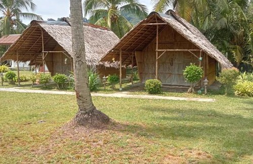 Ko Mook Casa | koh mook oyoy reggaebar bungalow