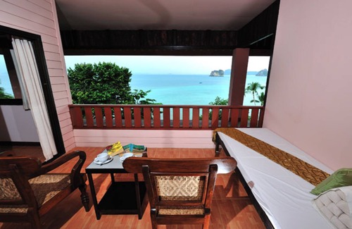 Ko Ngai Complejo | Koh Ngai Cliff Beach Resort