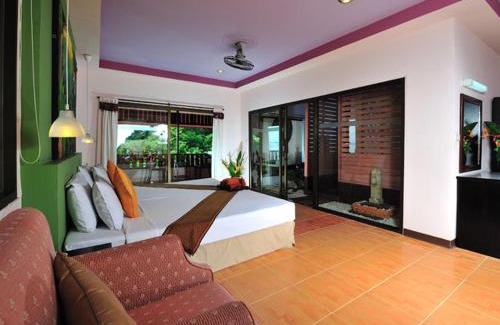 Ko Ngai Complejo | Koh Ngai Cliff Beach Resort