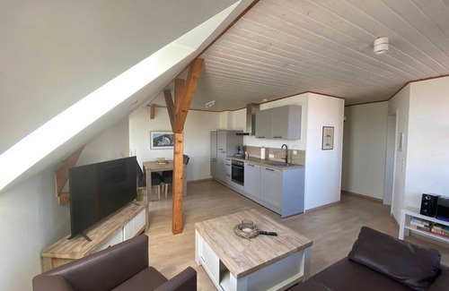 Ditzum Apartamento | Koje 2 - Frühstück mit Kutterblick - Ferienwohnungen Meerhuus, 45229