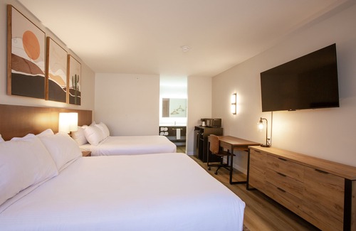Oak Creek Hotel | Kokopelli Inn Sedona, Trademark Collection by Wyndham