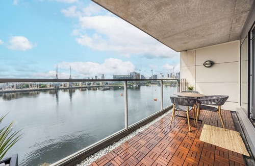 Docklands Apartamento | Koks Mews 2 Bed 2 Bath Apartment - ExCeL