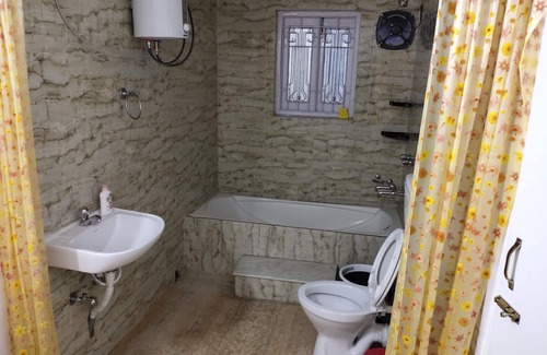Sector II Casa | Kolkata Residency Guest House