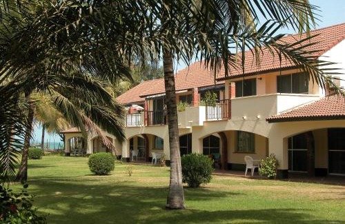 Senegambia Complejo | Kololi Beach Resort