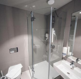 Grizinkalns Hotel | Komandu Sporta Spēļu Halles viesnīca