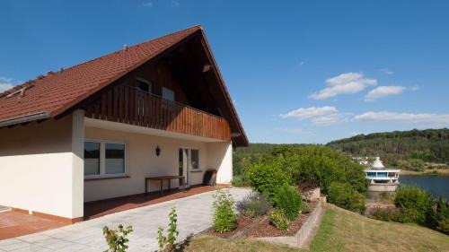 Bad Arolsen Apartamento | Komfortable Ferienwohnung Mit Seeblick