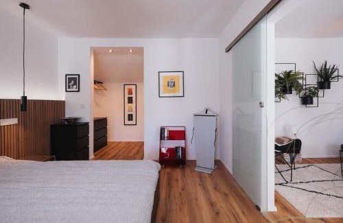 Dellbrueck Apartamento | Komfortables Studio im rechtsrheinischen Köln