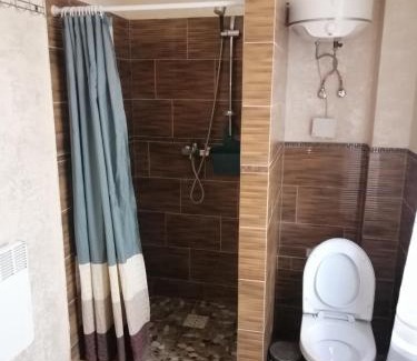 Darnyckyj Casa | Komnata v gostevom dome na metro Osokorki