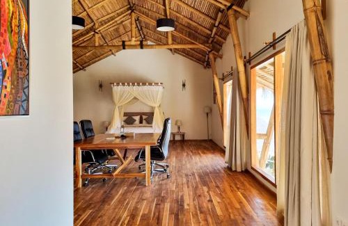 Komodo Complejo | Komodo Resort