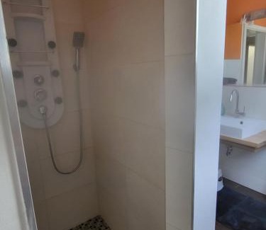 Langwedel Apartamento | Komplette 4 Zimmer OG Wohnung