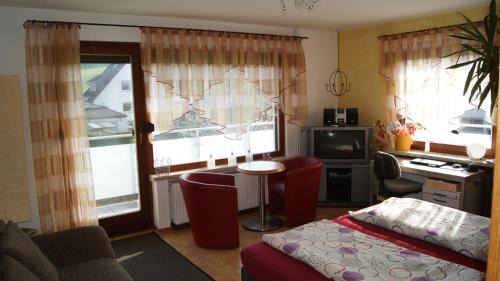 Heyen Apartamento | Komplette Wohnung im schönen Weserbergland/Heyen