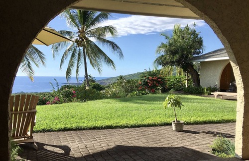 Honaunau-Napoopoo Cama Y Desayuno | Kona Bayview Inn