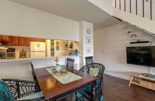 Historic Kailua Village Complejo | Kailua Kona Hawaii 2 bedroom Condo Sleeps 6