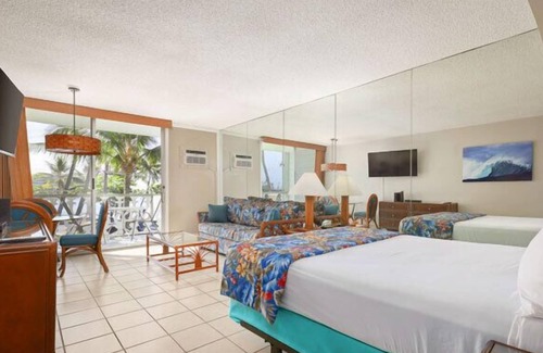 Historic Kailua Village Hotel | Kona Islander Vacation Club