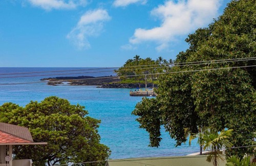 Historic Kailua Village Casa | Kona Plaza#302