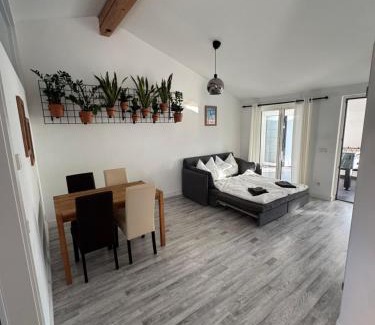 Koppl Apartamento | Koppl Nest