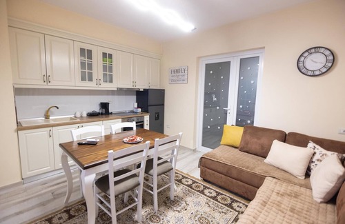 Korce Apartamento | Korca Luxury Big Apartments & Rooms