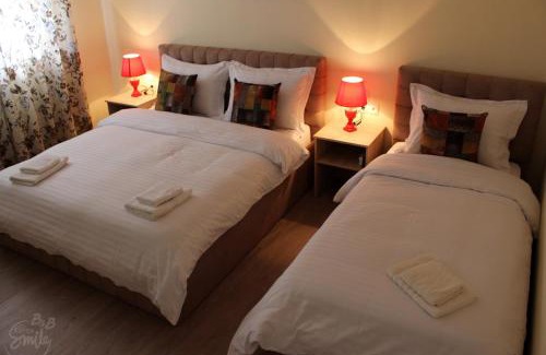 Korce Cama Y Desayuno | KorcaSmileHotel
