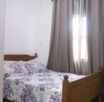Old-Yundum Chalet De Esquí | Koring Residence at Dalaba Estate