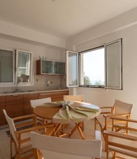 Pylos-Nestoras Apartamento | Koroni Seaside Private Beach Residence B