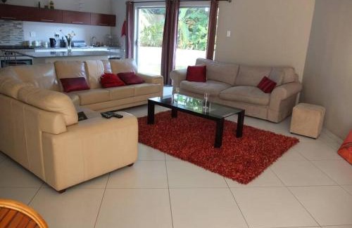 Ekurhuleni Apartamento | Korsmans Retreat - Large Modern Self-Catering Flat