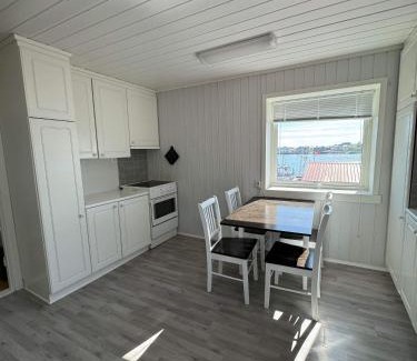 Ballstad Casa | Koselig liten rorbu i Lofoten