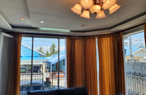 Bang Lamung Casa | Kosin Pool Haus Pattaya