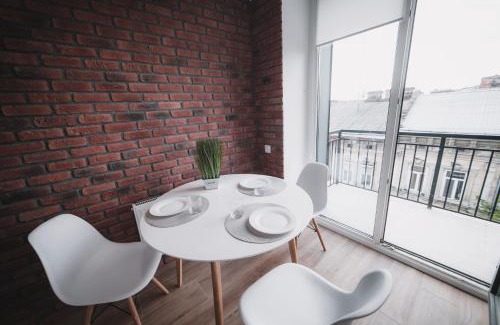 Lviv Apartamento | Kostjukowski Apartments Lychakivska 70a