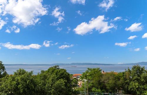 Kostrena Apartamento | Kostrena Apartment Maja Few Mt From Sea- Happy Rentals