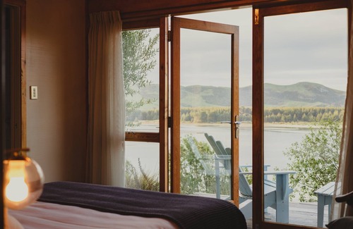 Cape Saunders Complejo | Kotare Studio -Wake up awed by the stunning view of the Otago Peninsula