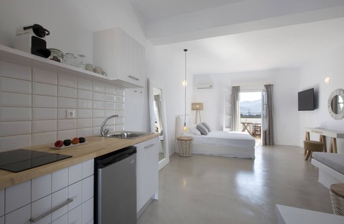Antiparos Hotel | Kouros Village