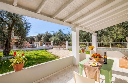 Kato Korakiana Casa | Koutroulo's Private Cottage