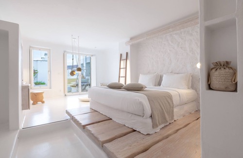 Ornos Hotel | Kove Mykonos - A Myconian Collection Hotel