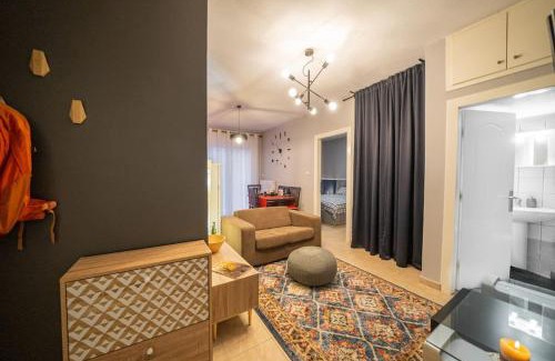 Kozani Apartamento | Kozani Hideaway for 2!