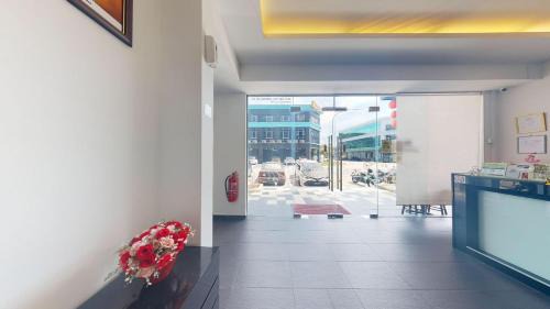 Bukit Indah Hotel | Kozi Hotel - Bukit Indah