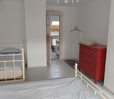 Bystrzyca Kłodzka Casa | Kozy i Róże